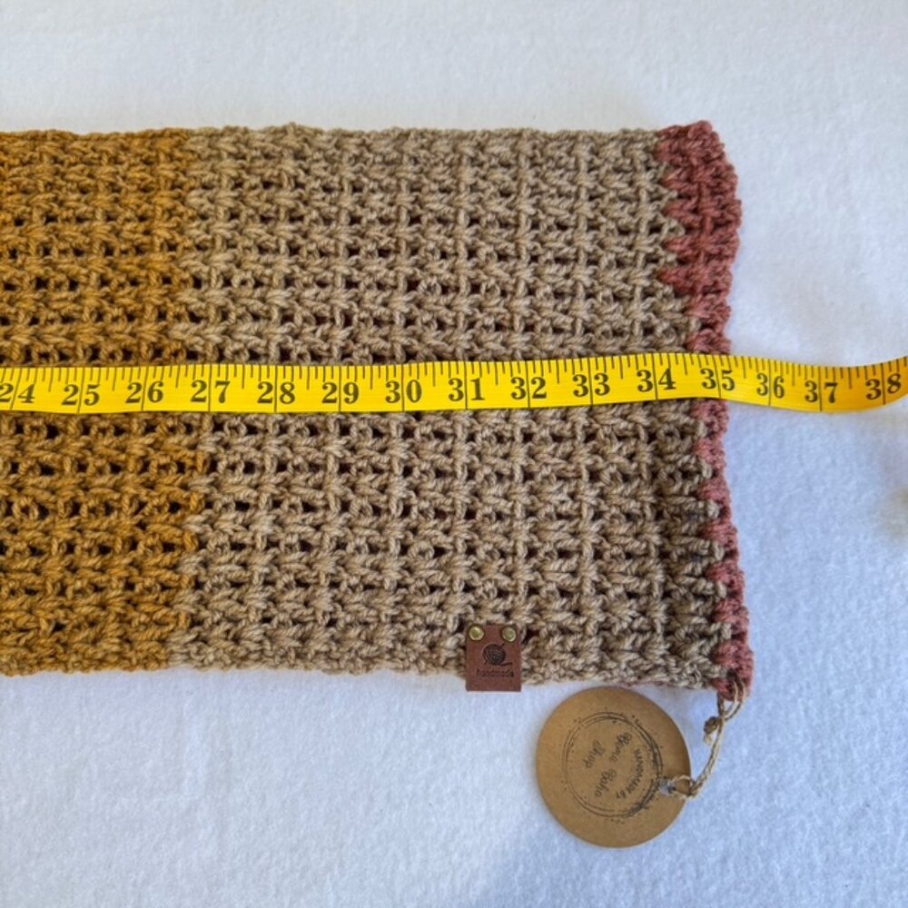 HANDMADE Crochet V-Stitch Infinity Scarf NWT One of a Kind - Picture 12 of 14